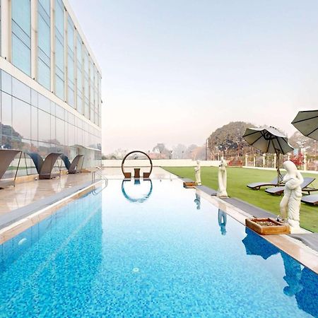Radisson Hotel Bareilly Airport Kültér fotó