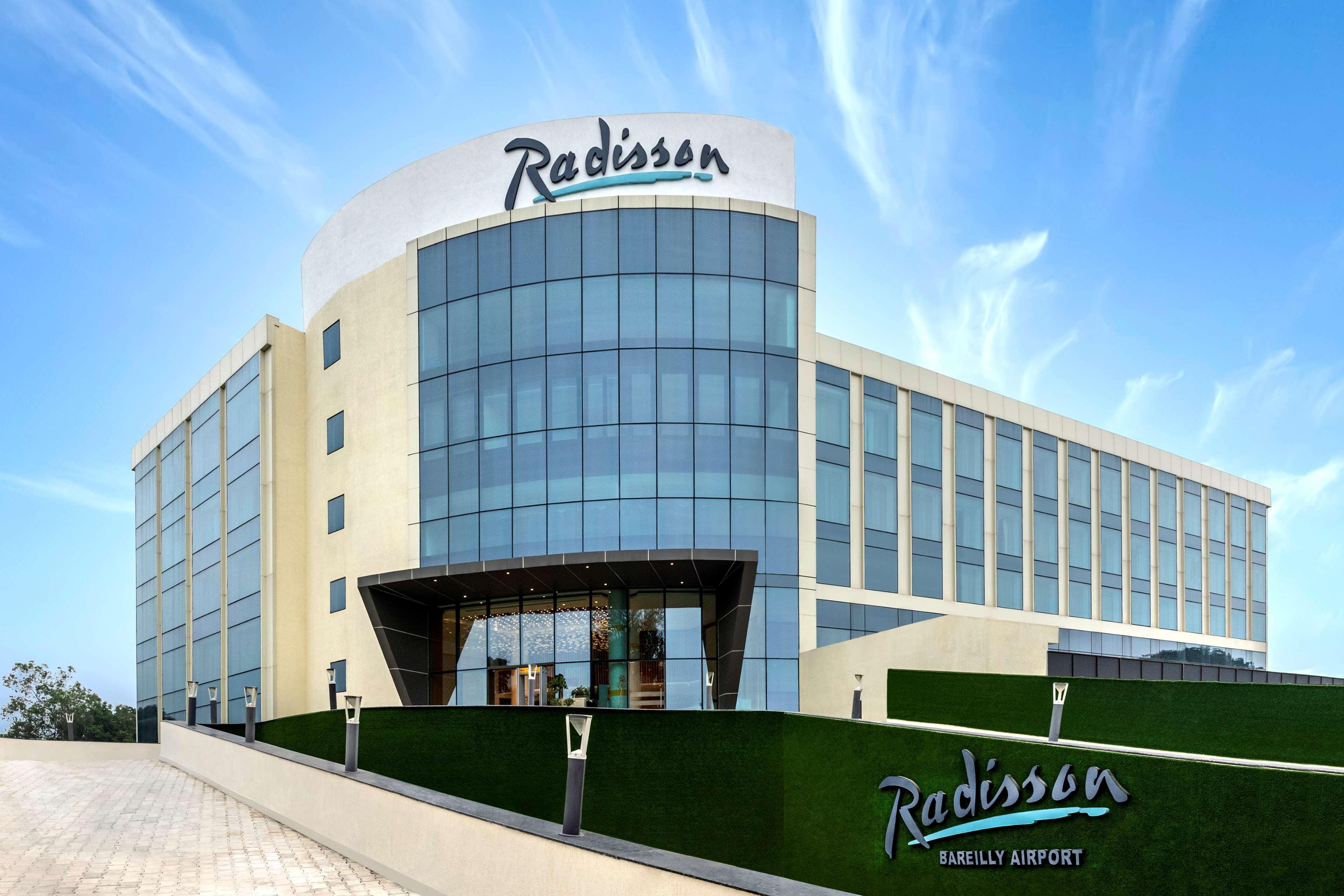 Radisson Hotel Bareilly Airport Kültér fotó