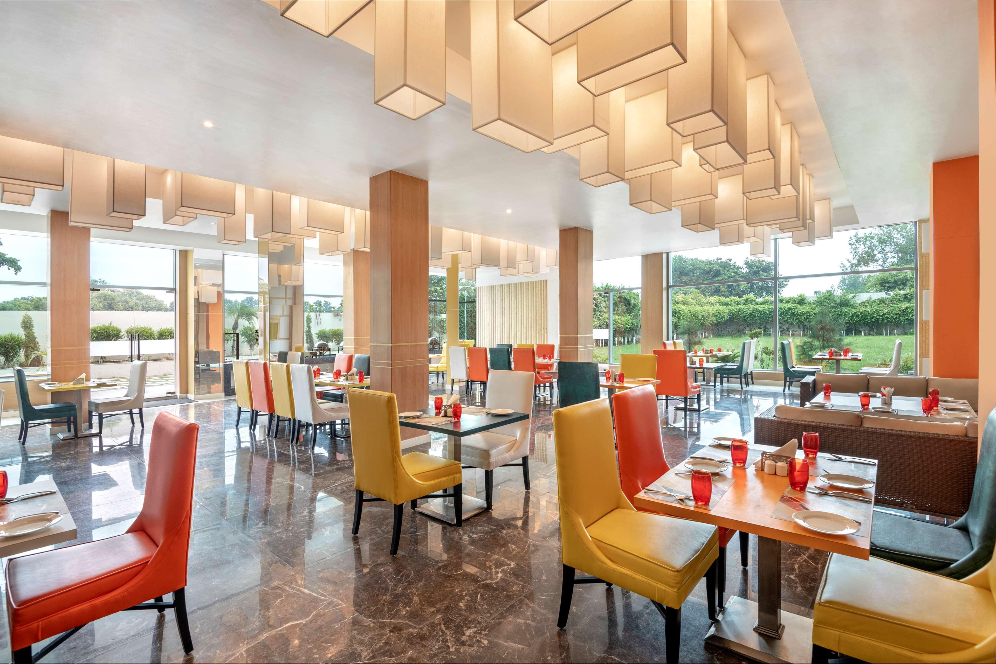 Radisson Hotel Bareilly Airport Kültér fotó