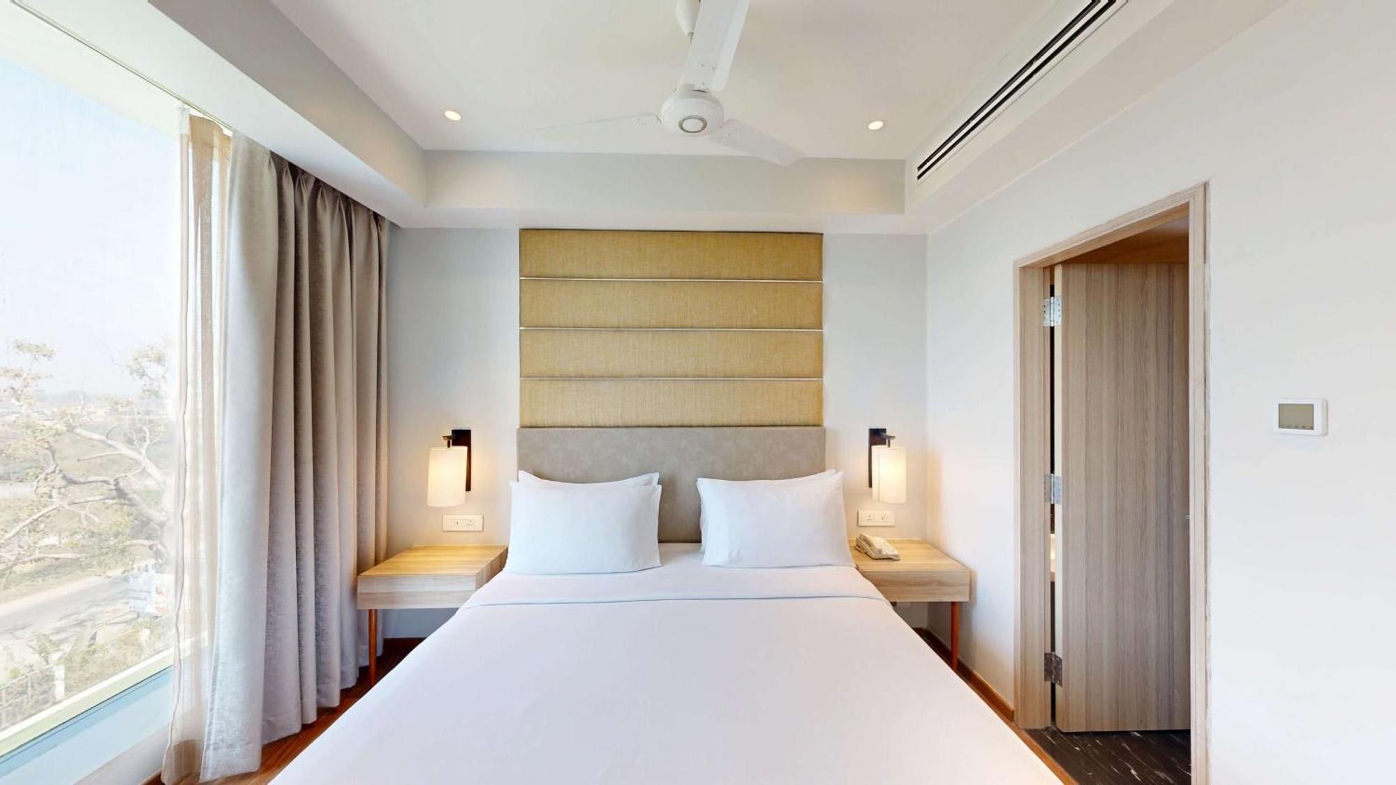 Radisson Hotel Bareilly Airport Kültér fotó