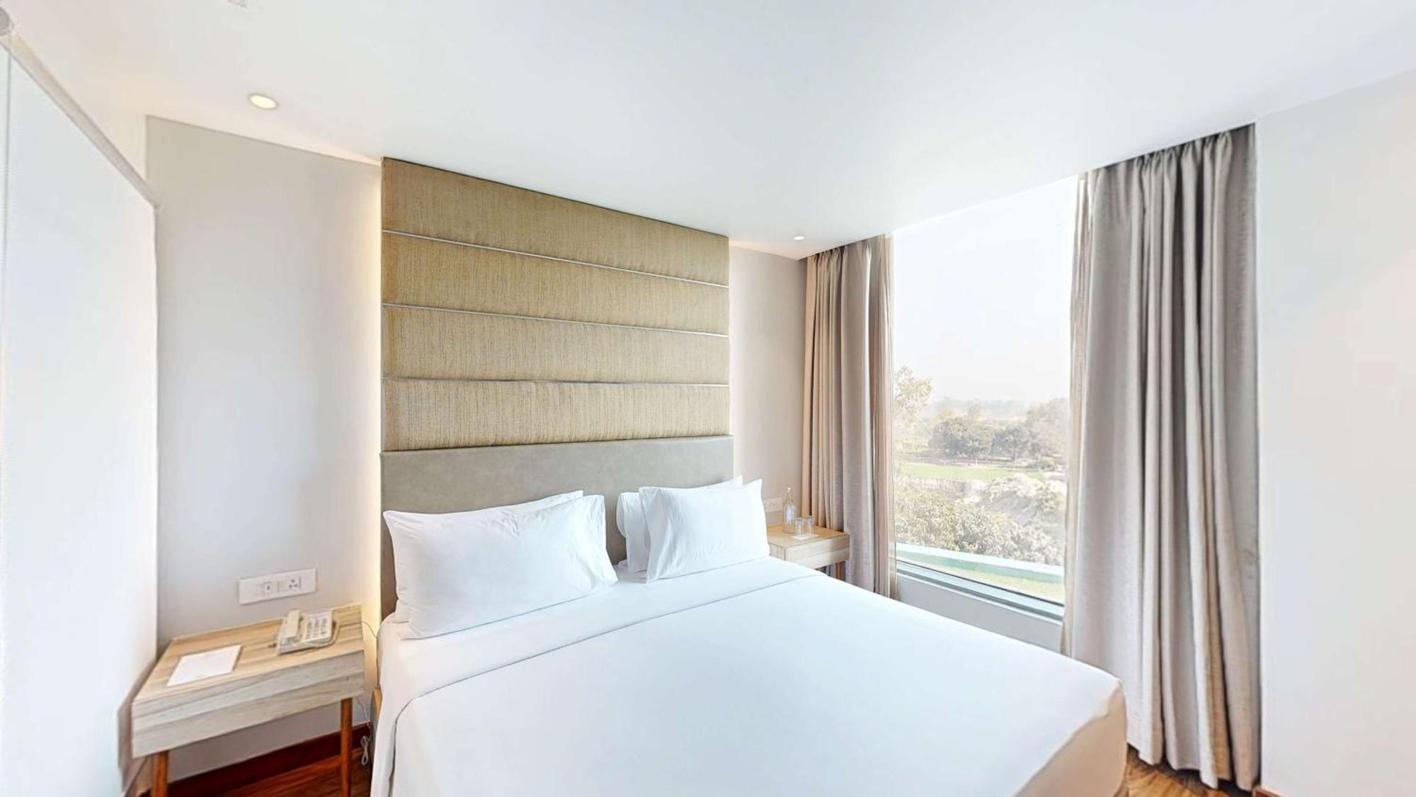 Radisson Hotel Bareilly Airport Kültér fotó